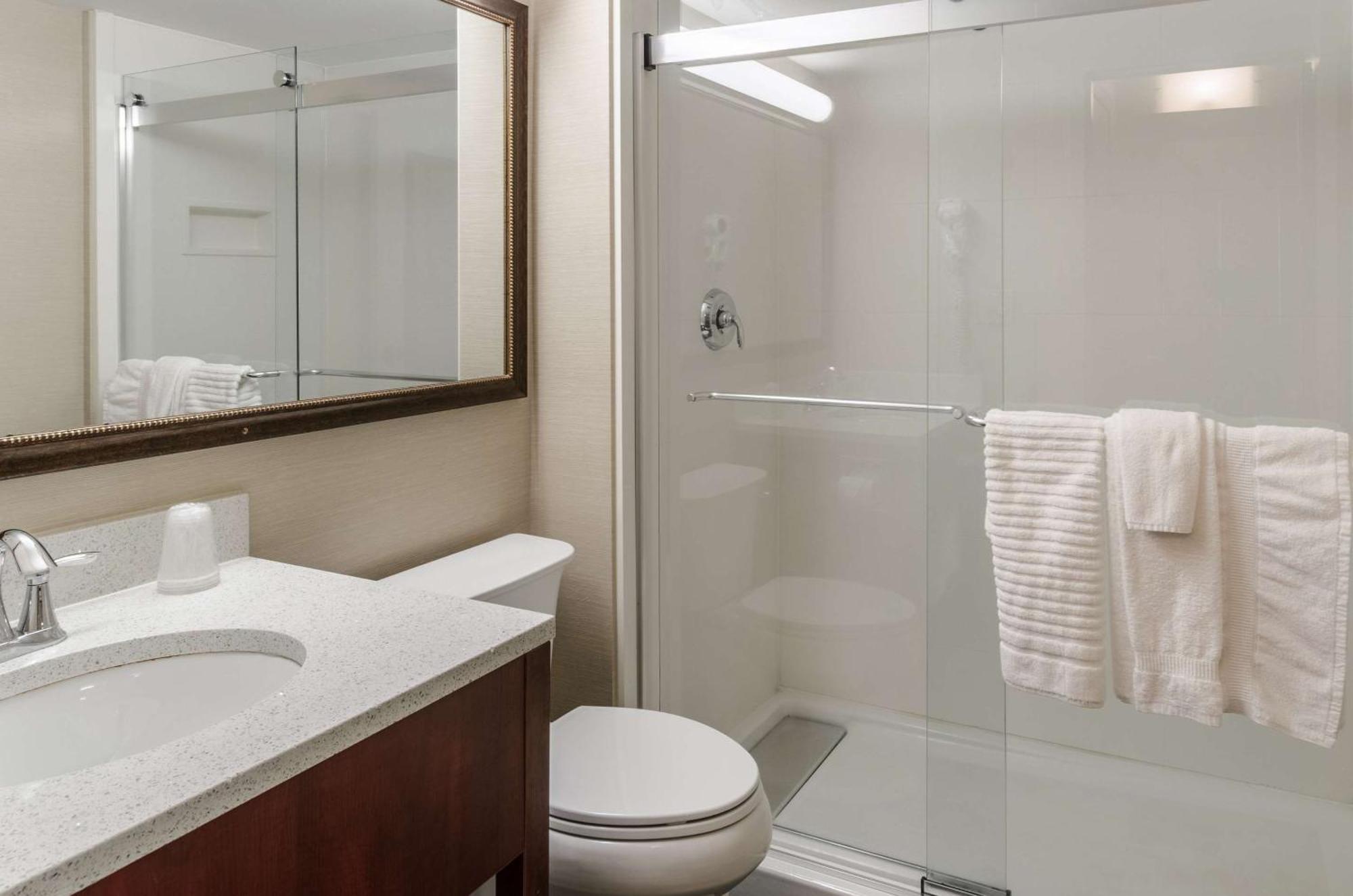 Comfort Inn & Suites West Springfield Exteriör bild