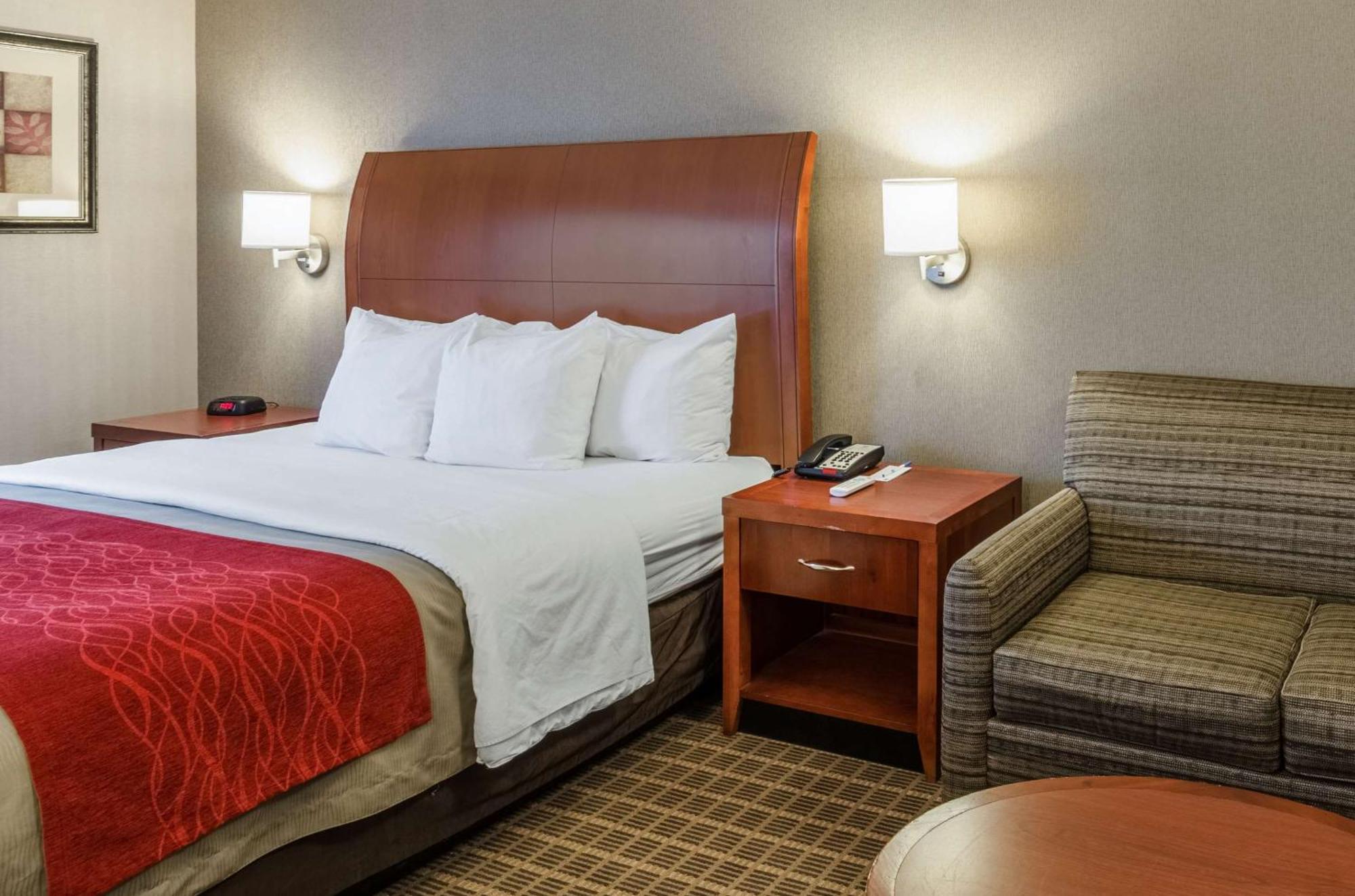 Comfort Inn & Suites West Springfield Exteriör bild