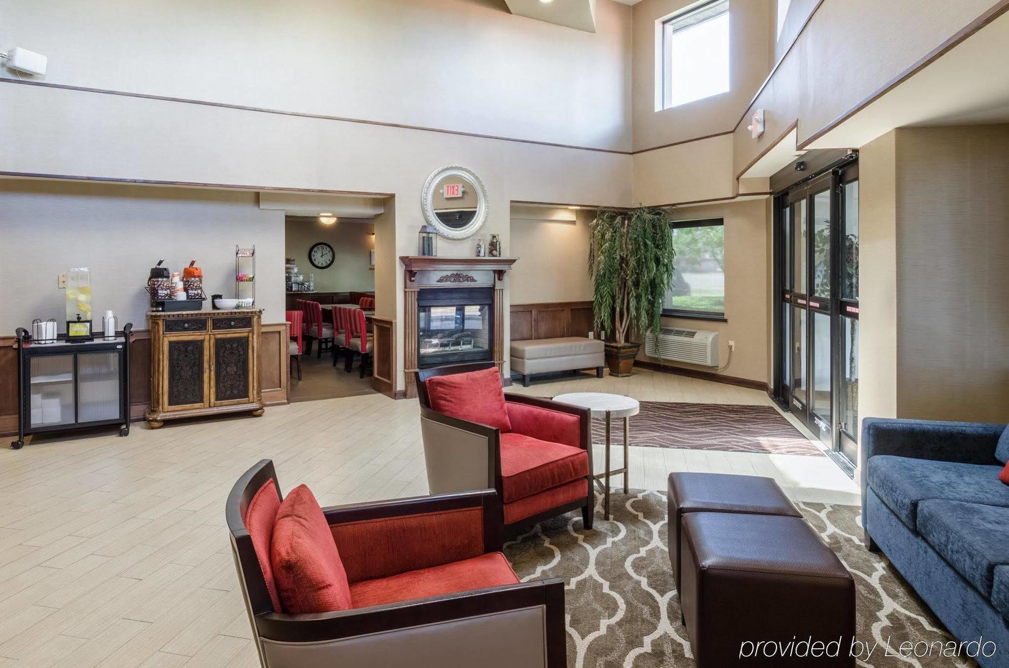 Comfort Inn & Suites West Springfield Exteriör bild