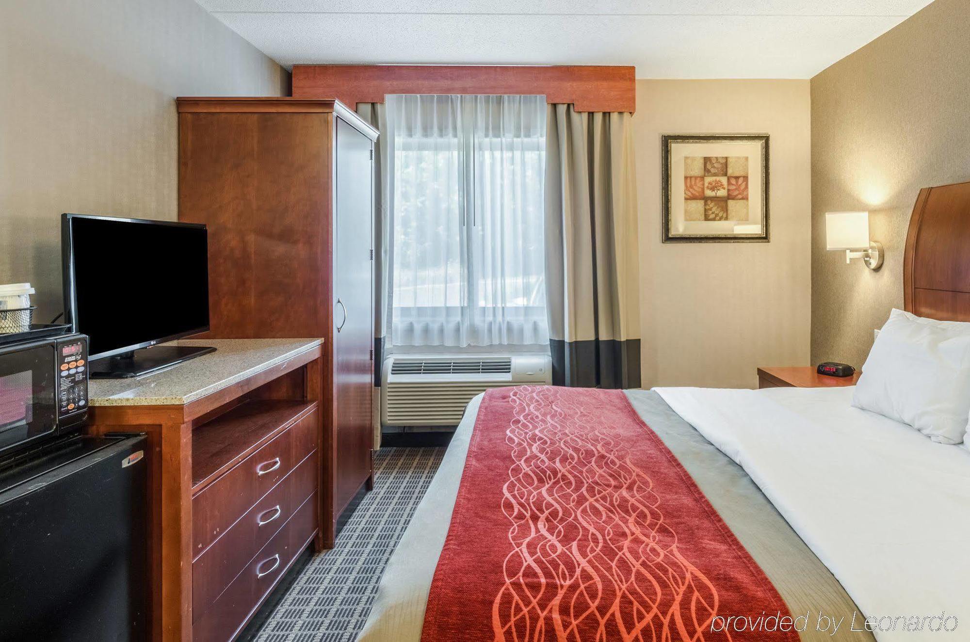Comfort Inn & Suites West Springfield Exteriör bild