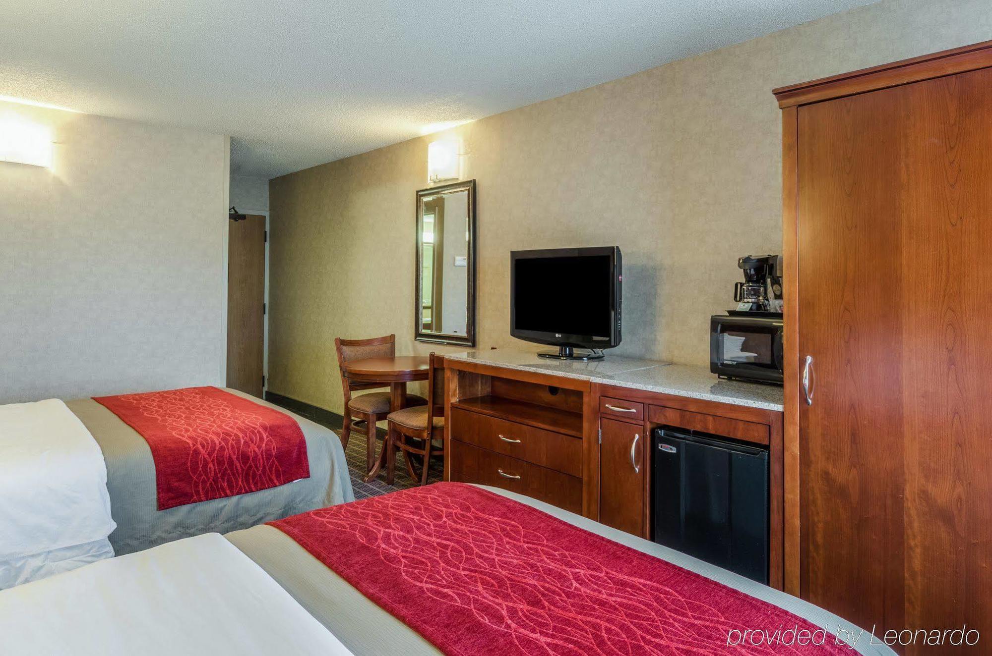 Comfort Inn & Suites West Springfield Exteriör bild