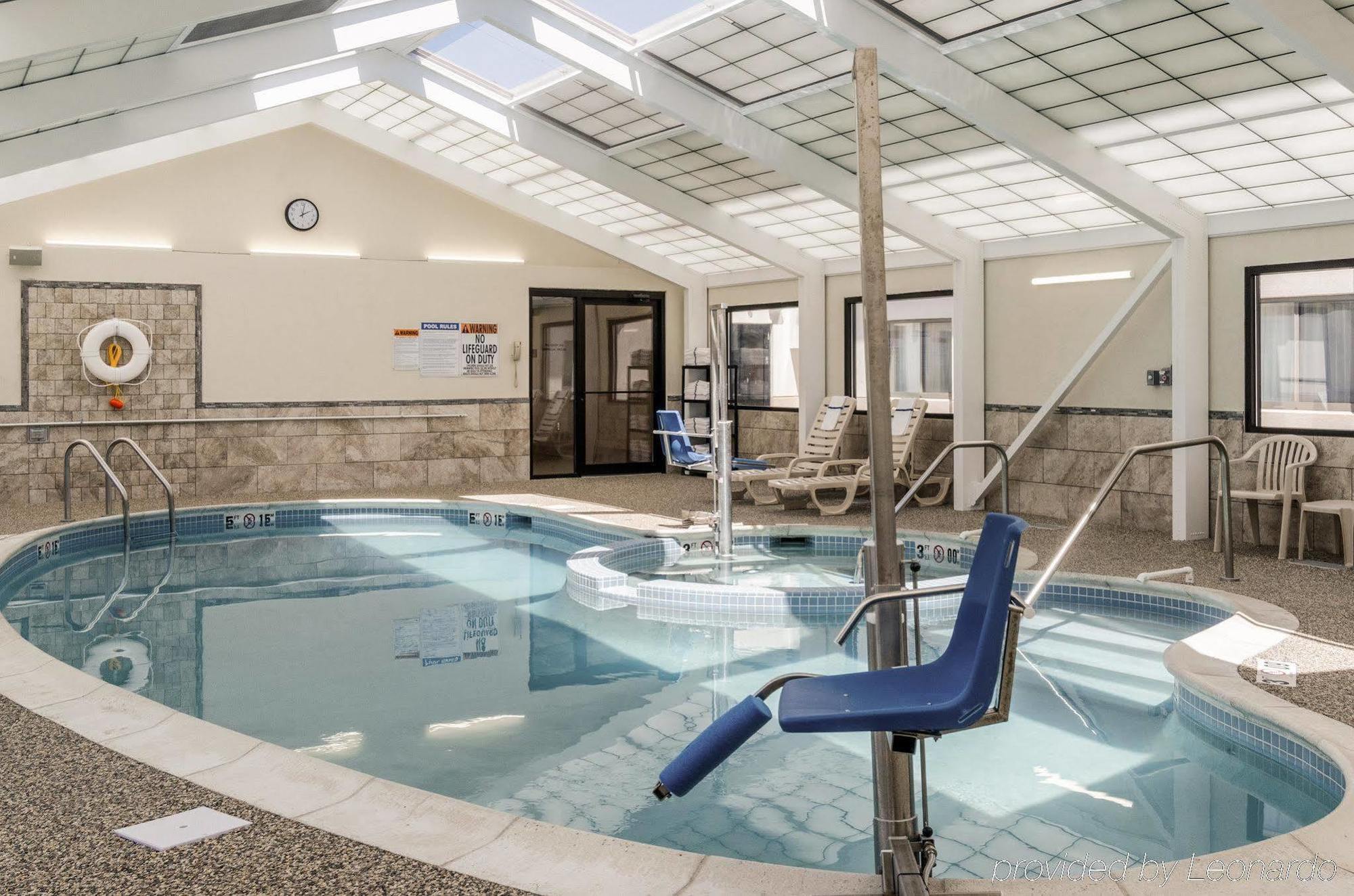 Comfort Inn & Suites West Springfield Exteriör bild